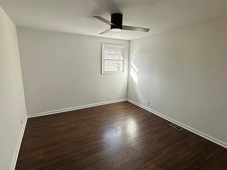 640 Shady Ln #A — Photo 7