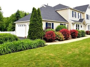 79 Firethorn Rd, Baden, PA 15005