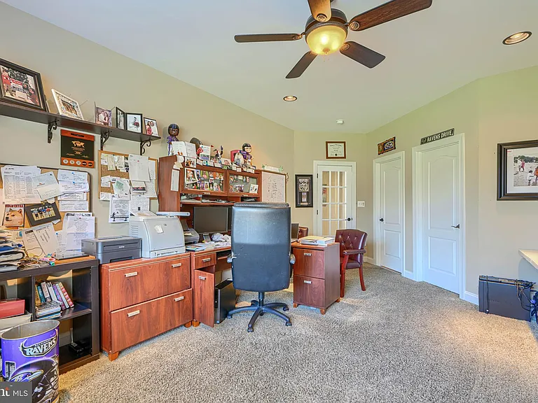 1319 Martin Meadows Dr — Photo 52