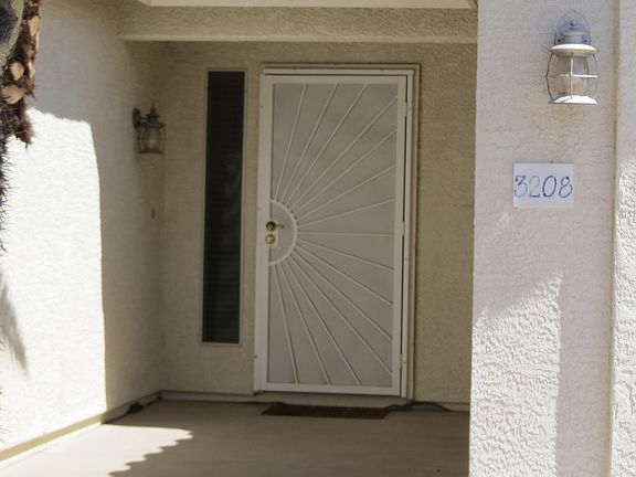 3rd image of 3208 E Rosemonte Dr