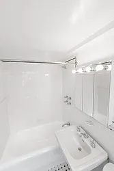 Rented by Nest Seekers International