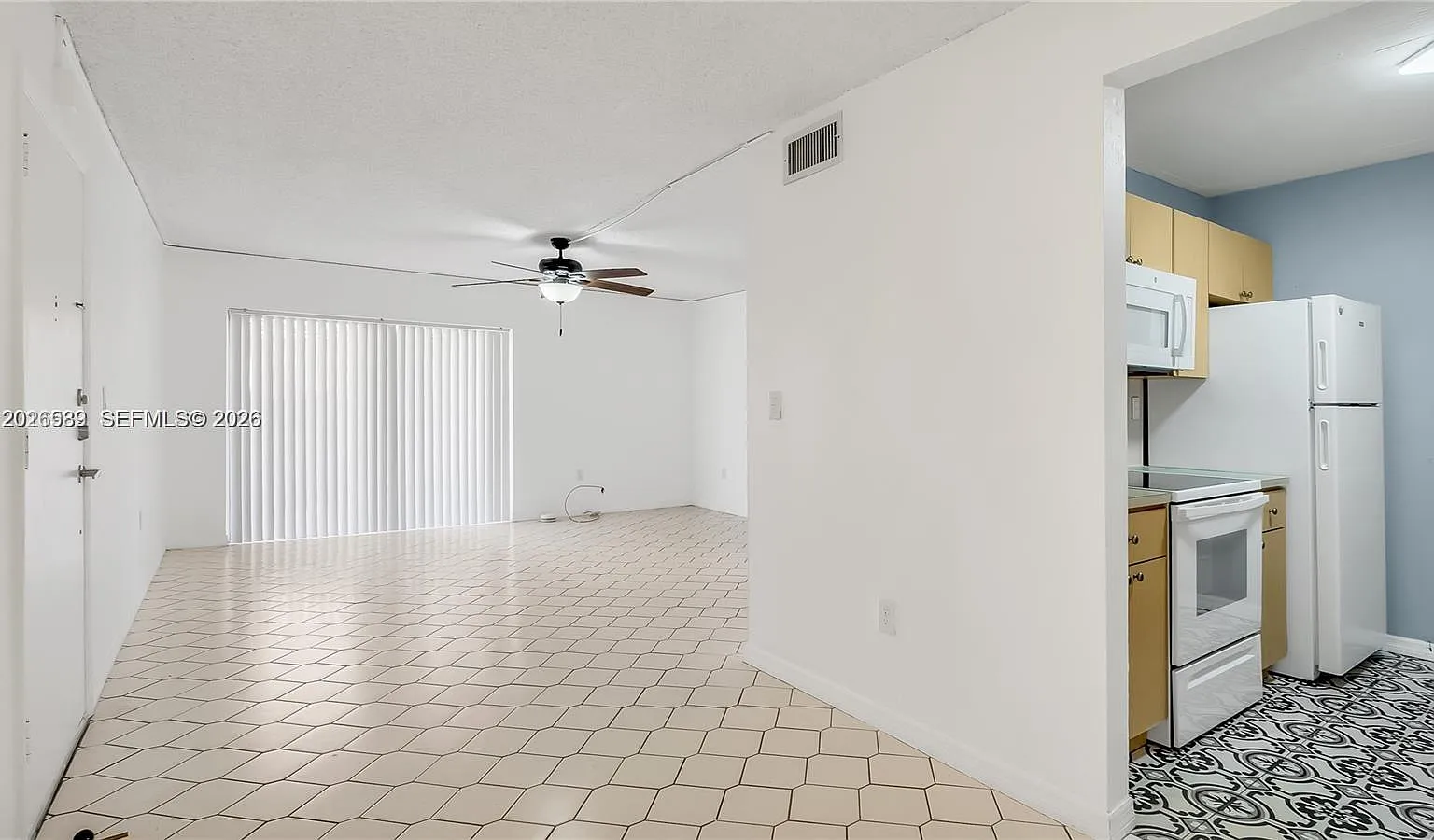 Cypress Village Condo — Photo 3