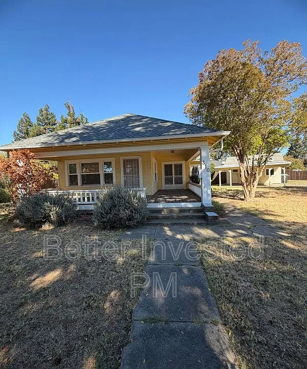 310 Low Gap Rd
