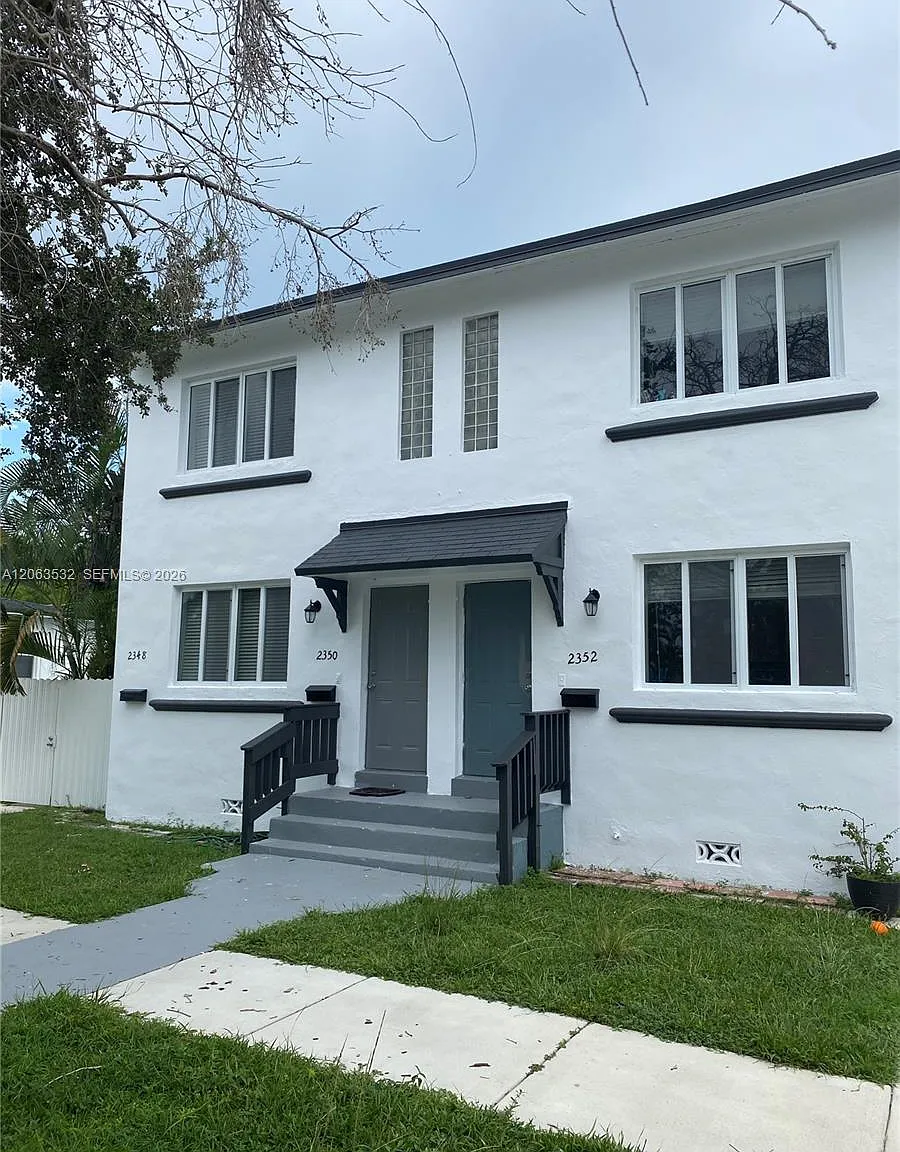 Silver Bluff Est Sec C — Photo 1