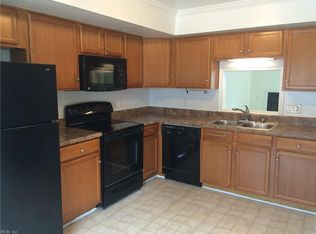 5620 Old Guard Cres, Virginia Beach, VA 23462