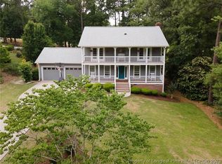 6896 Towbridge Rd, Fayetteville, NC 28306
