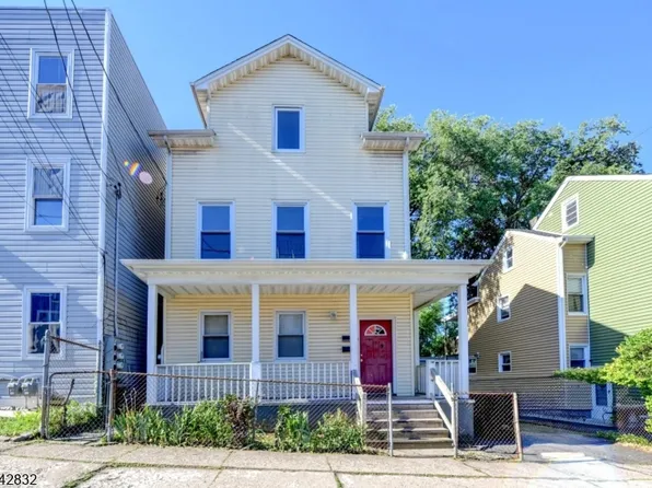 98-100 Lafayette St, Paterson City, NJ 07501