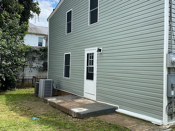 3rd image of 1350 Bedford Ave #0