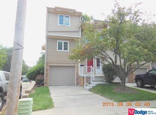 3815 Davenport St, Omaha, NE 68131