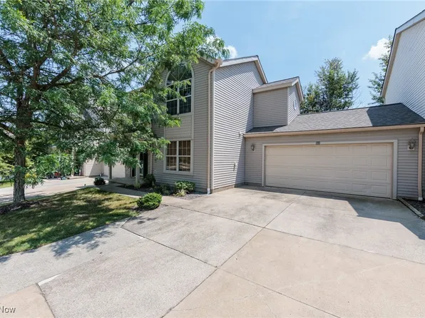 566 Tealbrook Ln, Stow, OH 44224