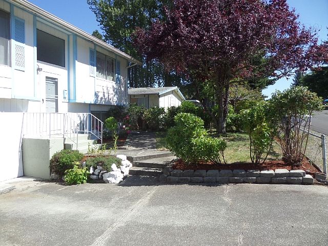 1st image of 5605 N 47th St