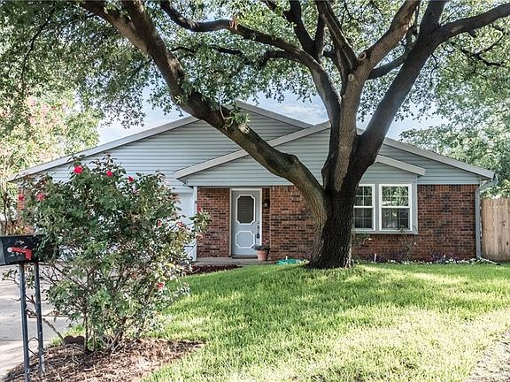 4th image of 5915 Cameron Dr