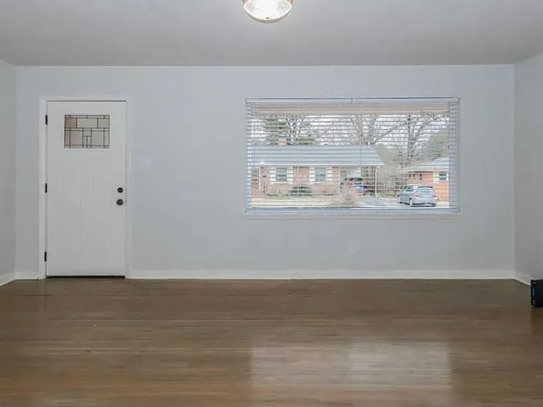 16 Meadowbrook Dr — Photo 10