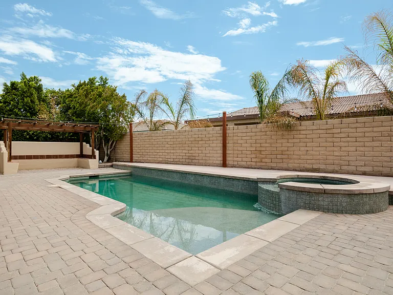 83673 Himilaya Dr — Photo 2