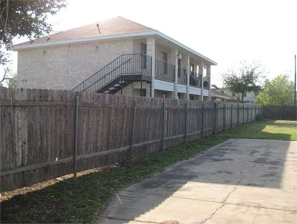 Building Photo 3