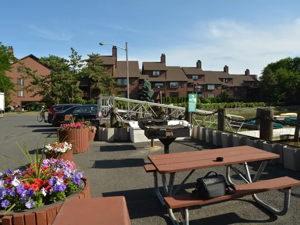 530 Teal Plaza image 24 of 30