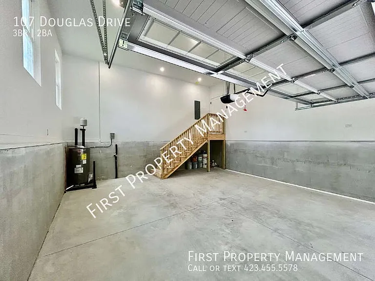 107 Douglas Dr — Photo 26