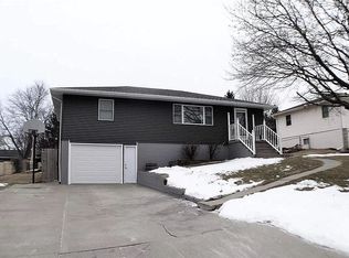 2309 Belmont Dr, Norfolk, NE 68701