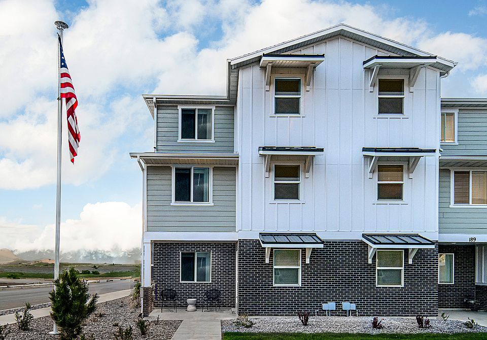 Silver Oaks Pendleton Exterior 2of2