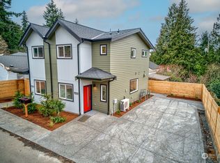 1753 NE 105th St, Seattle, WA 98125