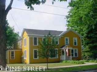 15 Pine St APT 2, Hamilton, NY 13346