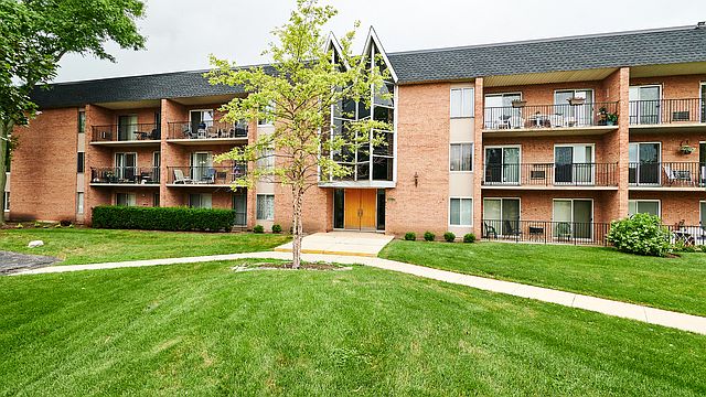 1st image of 1104 N Mill St APT 310