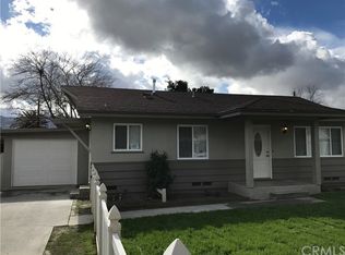 886 W Nicolet St, Banning, CA 92220