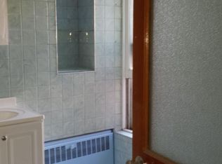 36 Anderson St, Trenton, NJ 08611