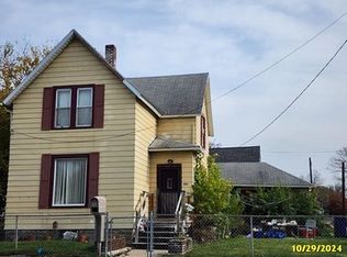 400 N Wenona Ave, Bay City, MI 48706