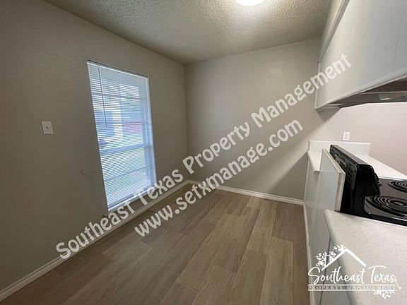 4th image of 4610 Maddox St #8