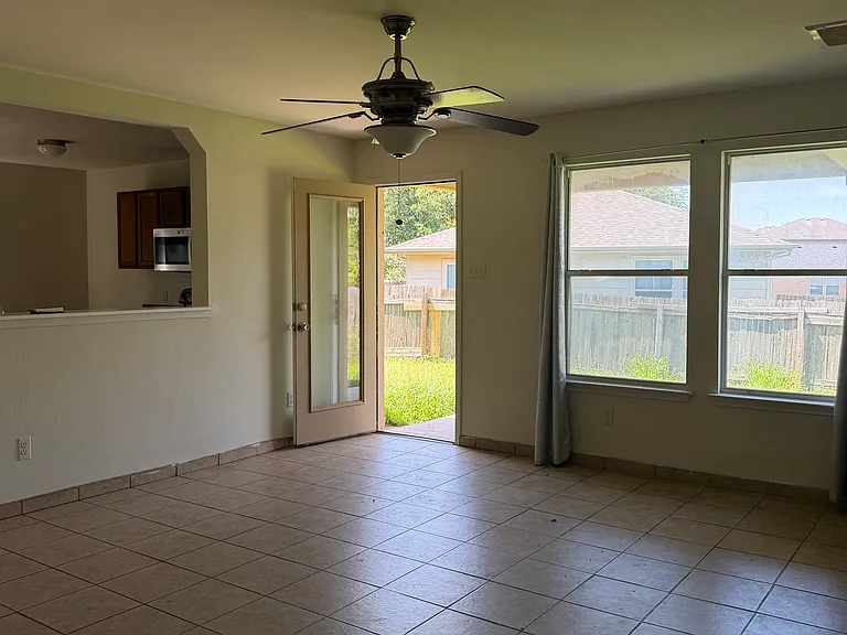 5641 Liberton Ln — Photo 1