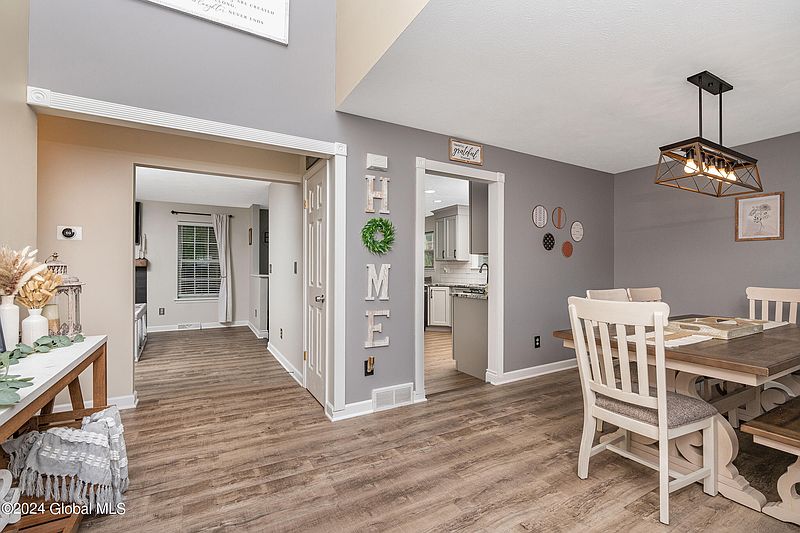 4th image of 830 Salem Drive