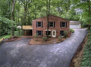 568 N Rugby Rd, Hendersonville, NC 28791