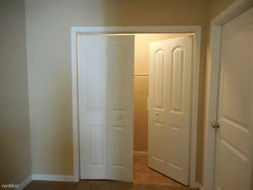 648 Stowe Ct #1 — Photo 20