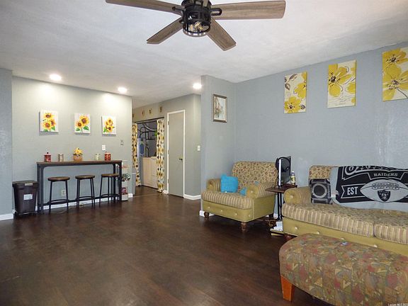 2nd image of 710 Willow St #415