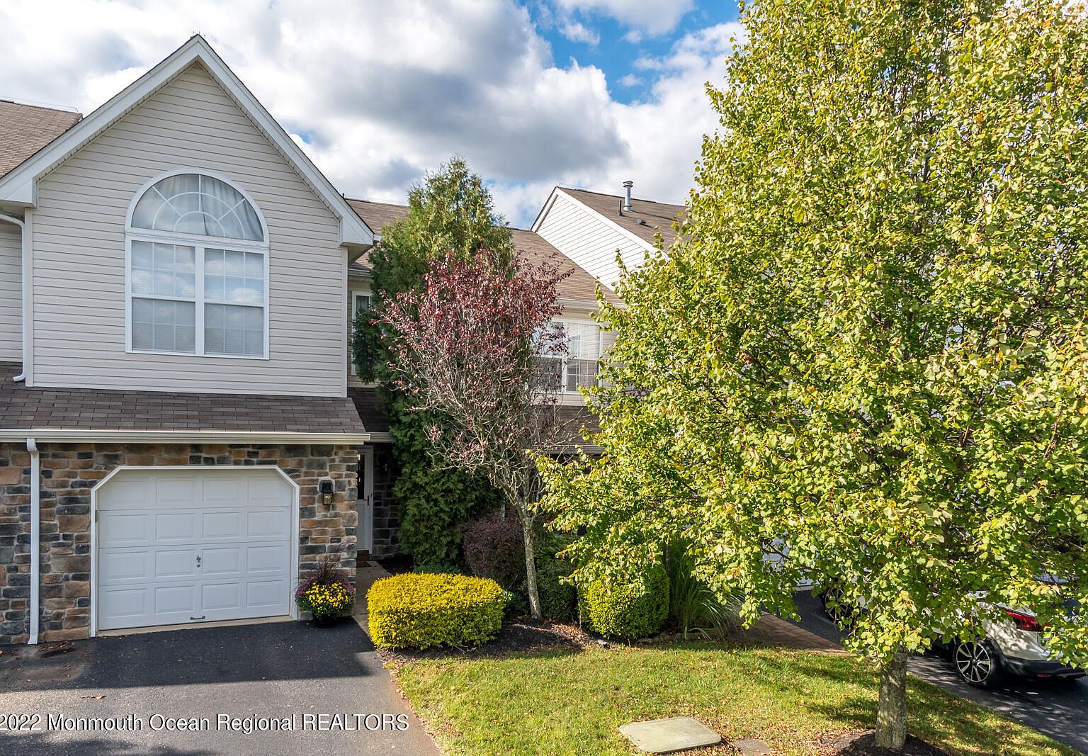 10 Hawthorne Drive, Tinton Falls, NJ 07753 Zillow