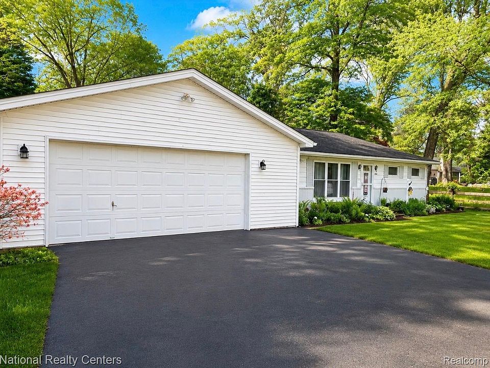 1st image of 3137 Dean Rd