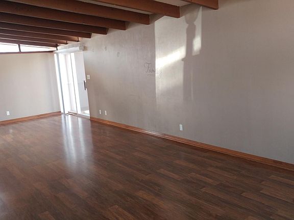 2nd image of 4014 Northwood Dr NE