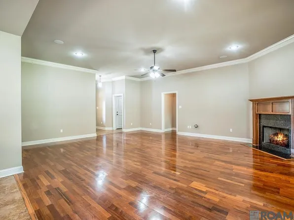 14508 Garnet Dr, Gonzales, LA 70737