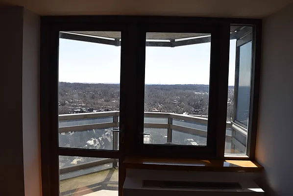 Rented by Takashi Yoneta, LREB | media 16