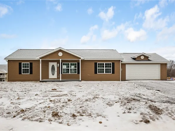 104 Eagle Ln, Penn Yan, NY 14527