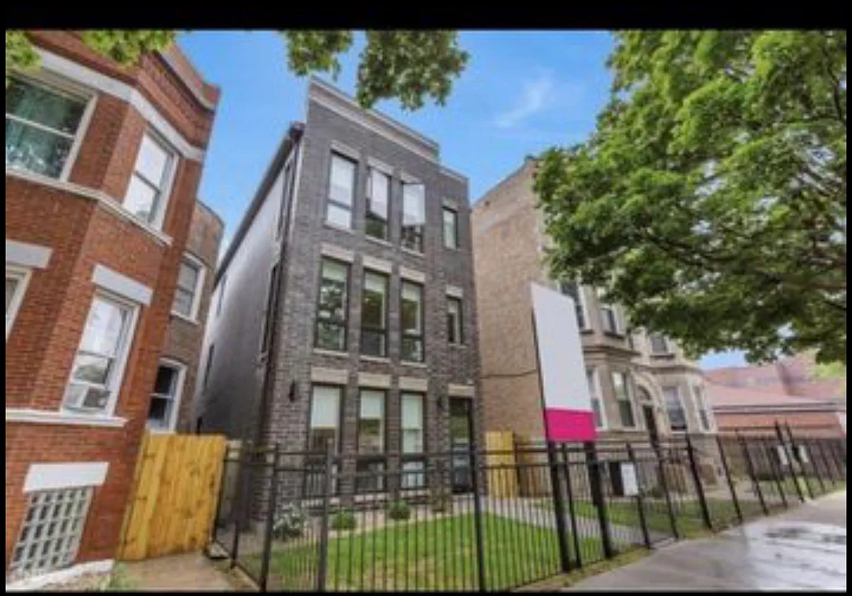 3 bed, 1400 sqft, $3,000 — Photo 1