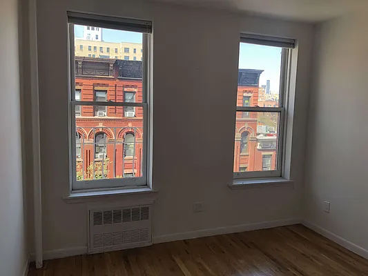 Rented by Waverly Realty Associates | media 10