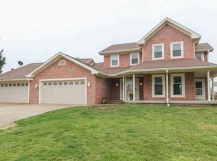 825 Lanyard Dr, Cicero, IN 46034