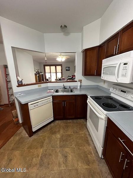 3rd image of 4004 S Foxwood Drive #S