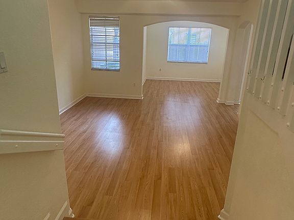 3rd image of 11401 NW 83rd Way