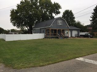 729 Middle St, Belpre, OH 45714