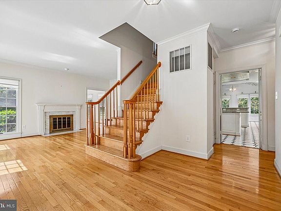 5th image of 7341 Cliff Pine Dr