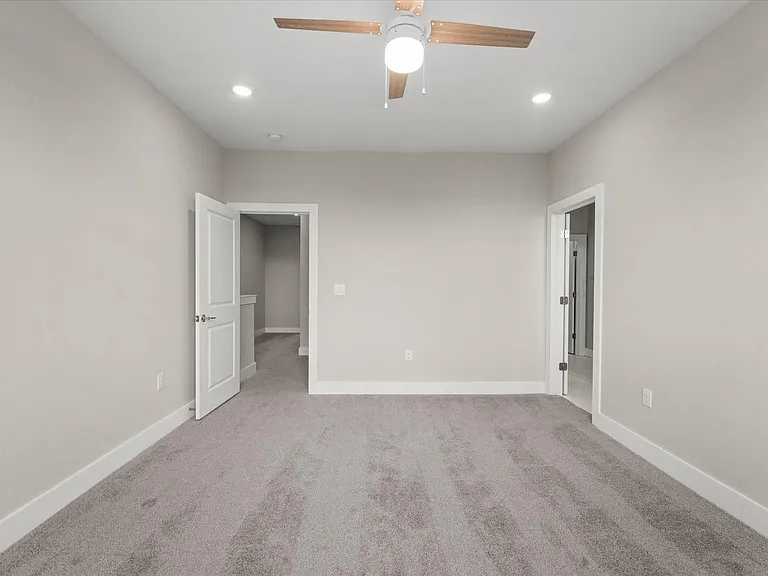 3413 Aaron Pl — Photo 10