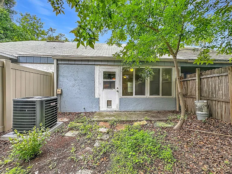 2857 Wonderwood Ln — Photo 30